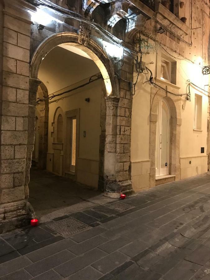 Le Stanze Di Carlo Apartment Syracuse Luaran gambar